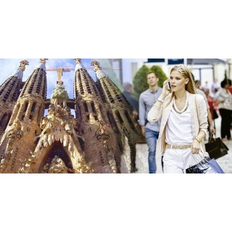 Combo Oferta: Gaudí y La Roca Village Shopping tour